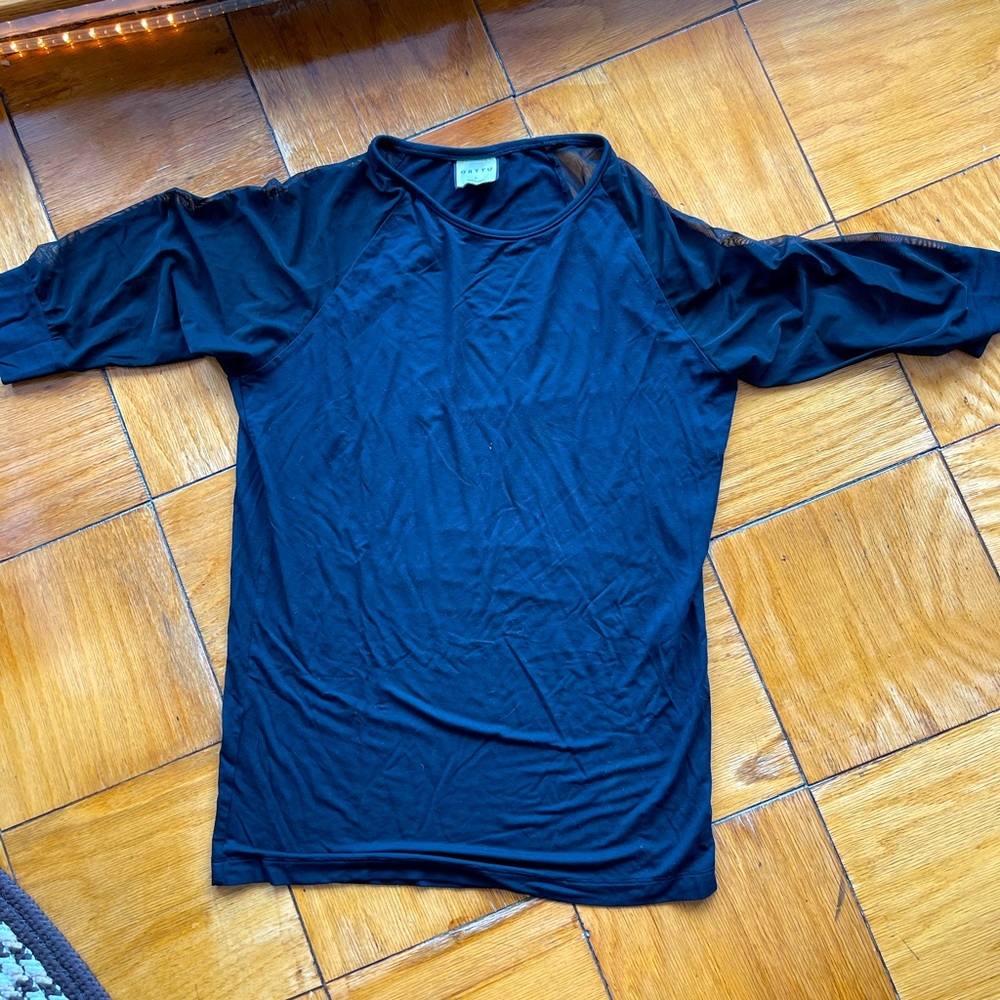 Orttu Cobra Short Sleeve Top Black